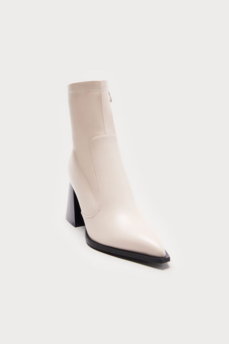 Botines de Tacón Elegante en Crema - Image 8