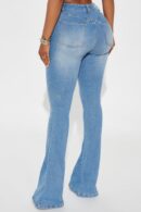 Jeans Bootcut Stretch de Corte Alto - Lavado Medio