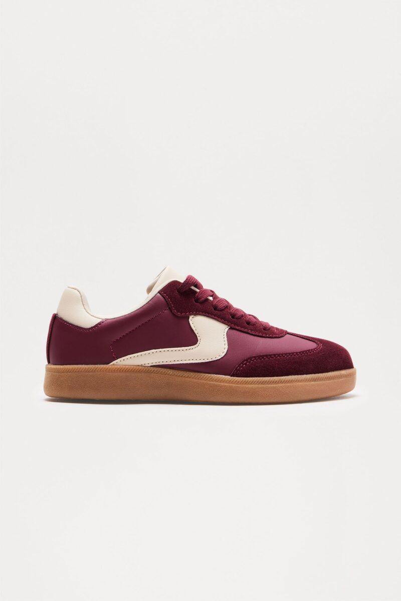 Zapatillas Deportivas Bajas con Cordones en Celeste - Image 27