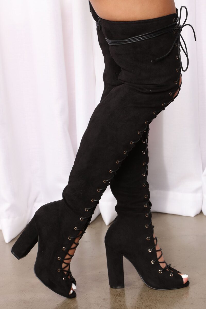 Botas Altas de Mezclilla con Detalles de Encaje - Image 3