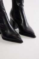 Botines de Tacón Elegante en Crema