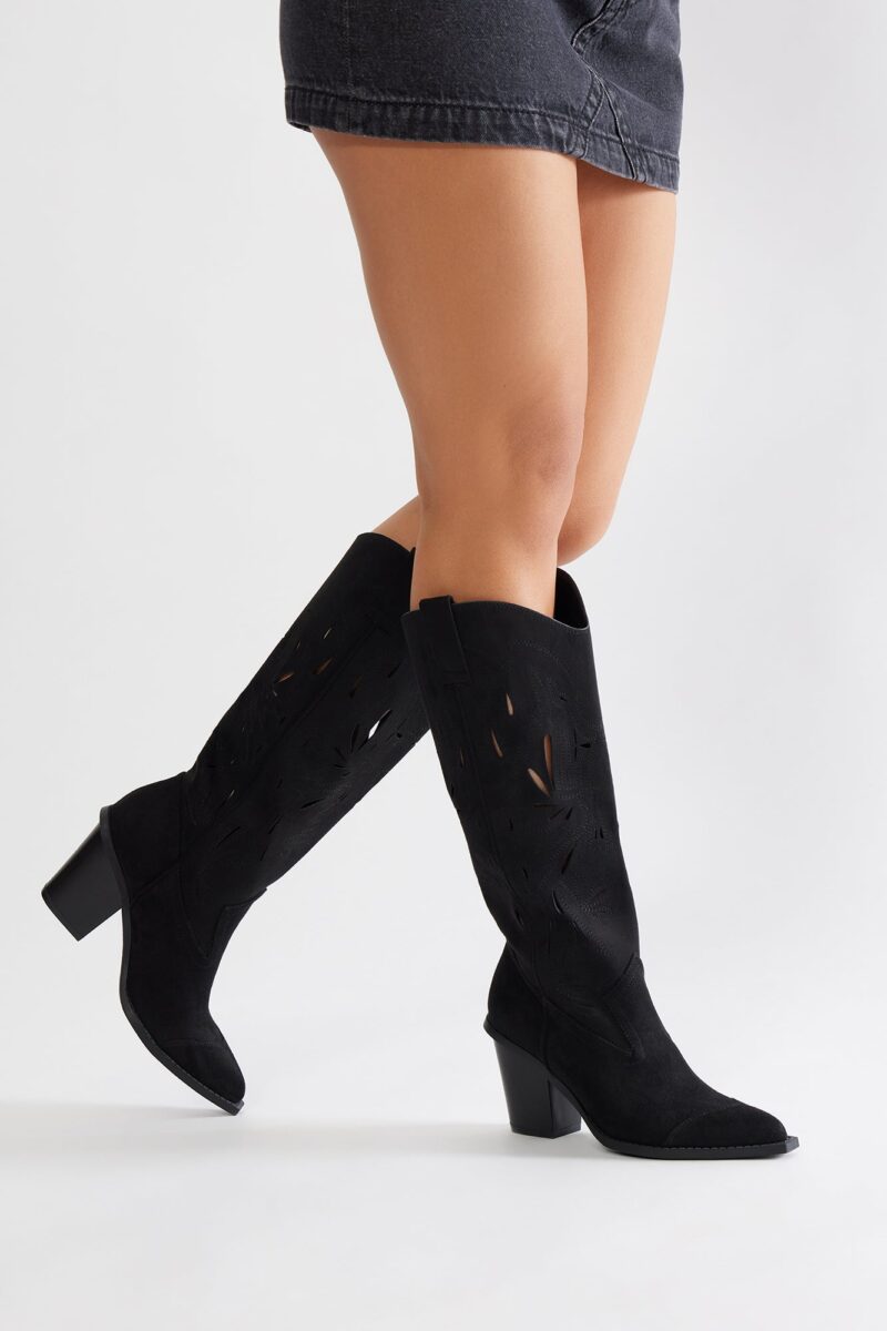Botas de Estilo Vaquero con Detalle Calado - Image 3