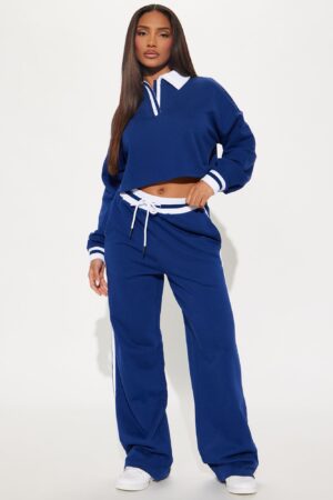 Conjunto de Pantalón y Polo de Felpa Estilo Country Club - Marino
