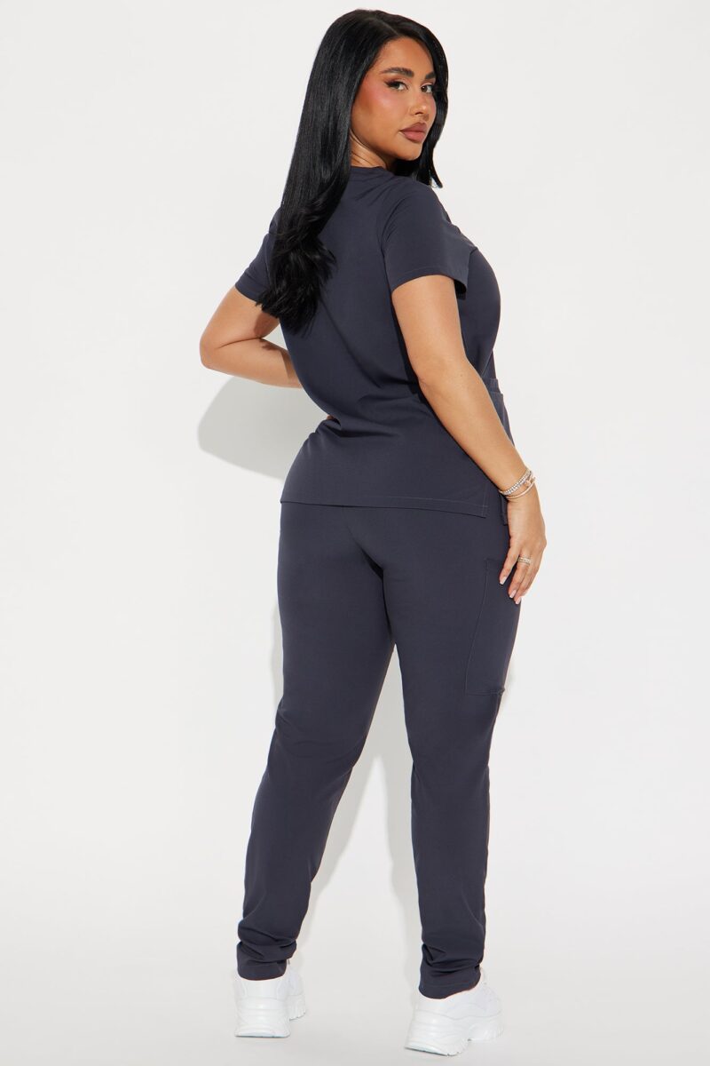 Conjunto Uniforme Médico Ajustable y Elástico - Image 6