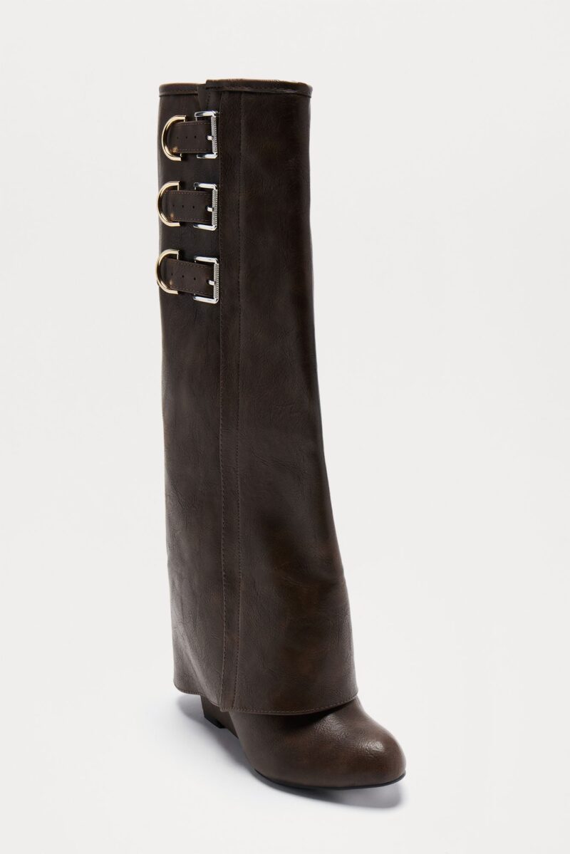 Botas Altas con Detalle de Solapa y Tacón Cuña - Image 8