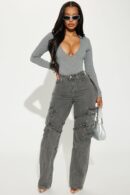 Jeans Rectos de Estilo Cargo con Bolsillos Funcionales