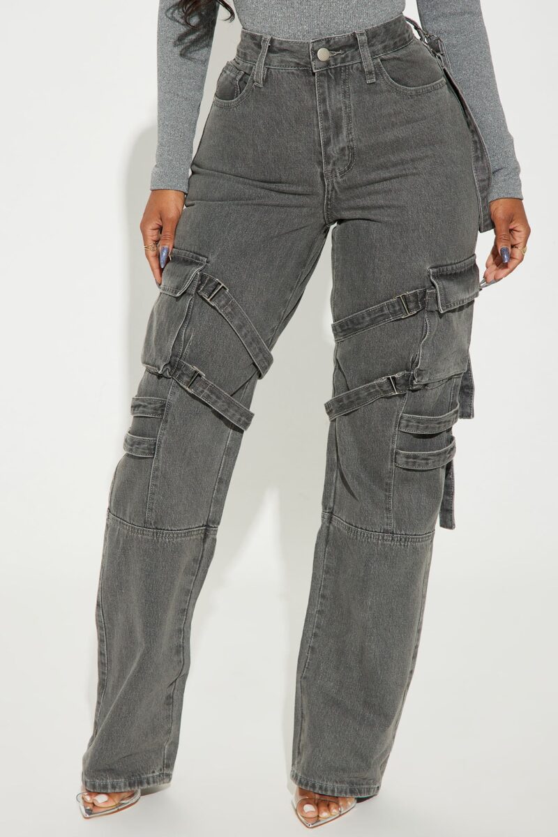 Jeans Rectos de Estilo Cargo con Bolsillos Funcionales - Image 2