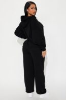 Conjunto Deportivo Fashion Week - Crema