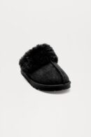 Pantuflas con Ribete de Piel Sintética y Punta Cerrada