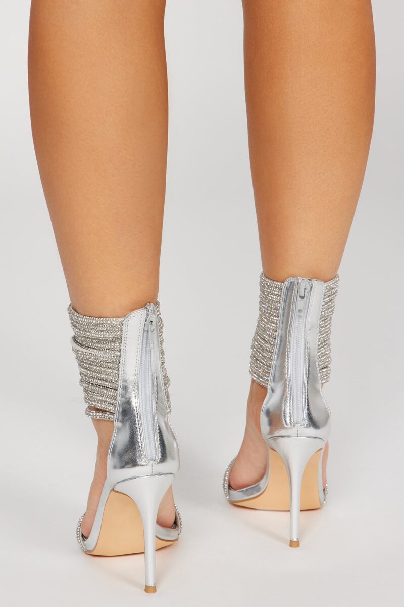 Sandalias con Tacón Ultra Alto y Detalles Brillantes - Image 4