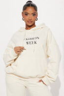 Conjunto Deportivo Fashion Week - Crema