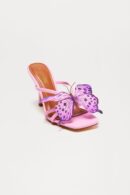 Zapatos de Tacón Alto con Aplicación de Mariposa 3D