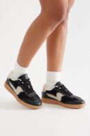 Zapatillas Bajas de Encaje en Borgoña