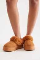 Botines con Borde de Piel y Suela Plana de 2.5cm