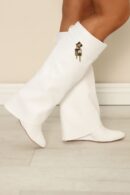 Botines Blanco Sueños de la Gran Ciudad con Detalles Dorados