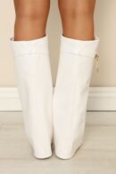 Botines Blanco Sueños de la Gran Ciudad con Detalles Dorados