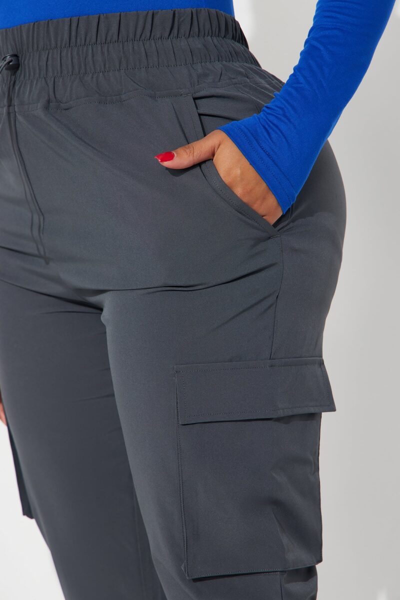 Pantalón Jogger de Uniforme Elástico con Ajuste de Cordón - Image 7