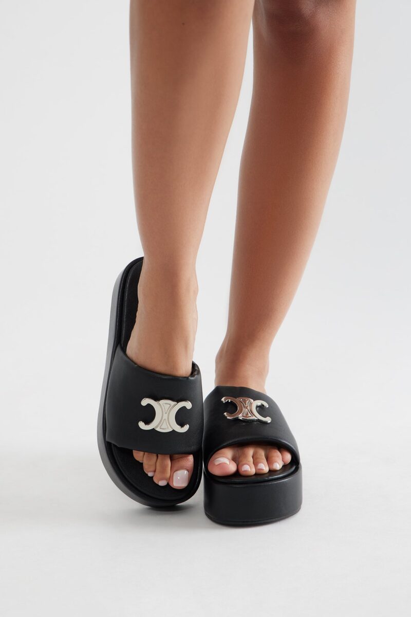 Sandalias de Plataforma Estilo Panther en Negro - Image 3