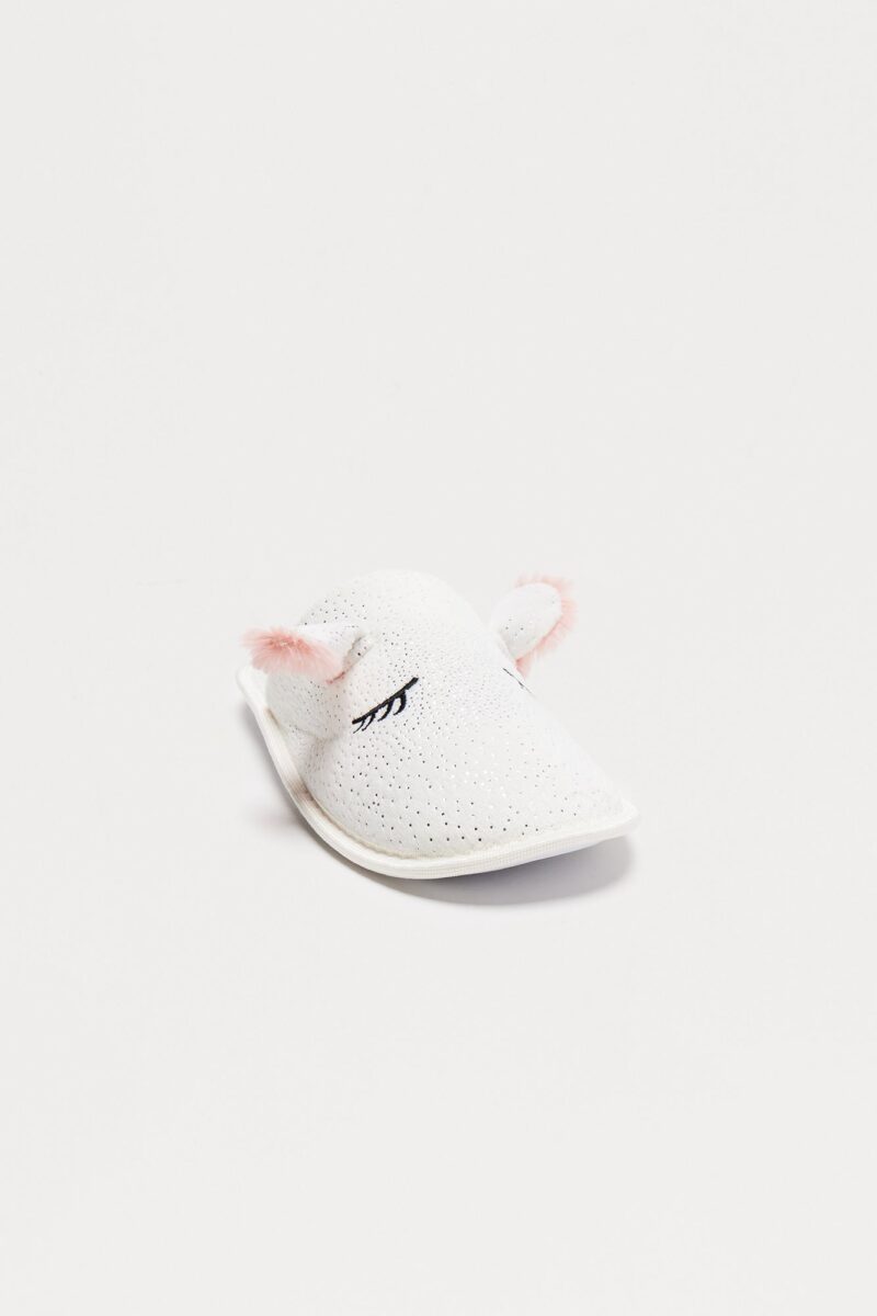 Pantuflas Cerradas con Detalles de Animalitos y Brillo - Image 6