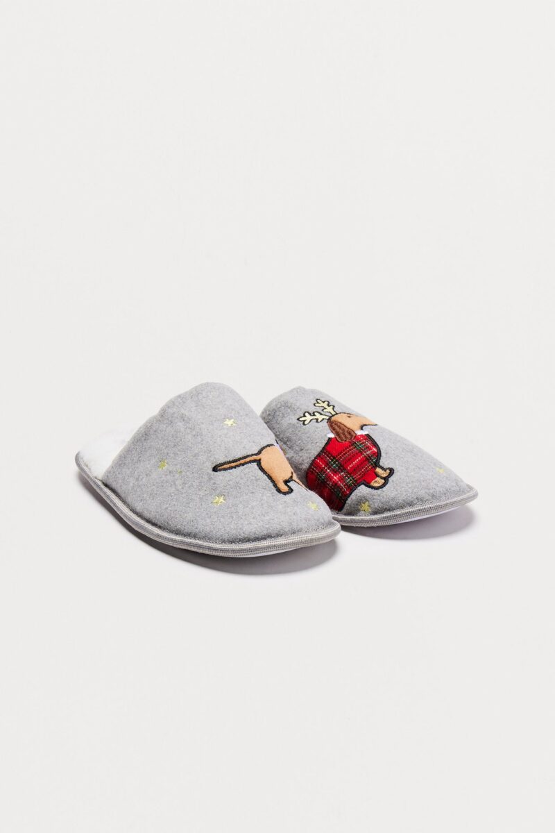 Pantuflas con Estampado de Perritos en Tonos Tierra - Image 7