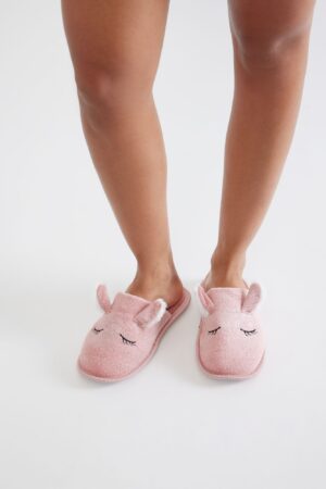 Pantuflas Cerradas con Detalles de Animalitos y Brillo