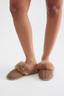 Pantuflas con Borde de Piel Sintética - Marrón