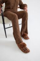 Pantuflas con Borde de Piel Sintética - Marrón