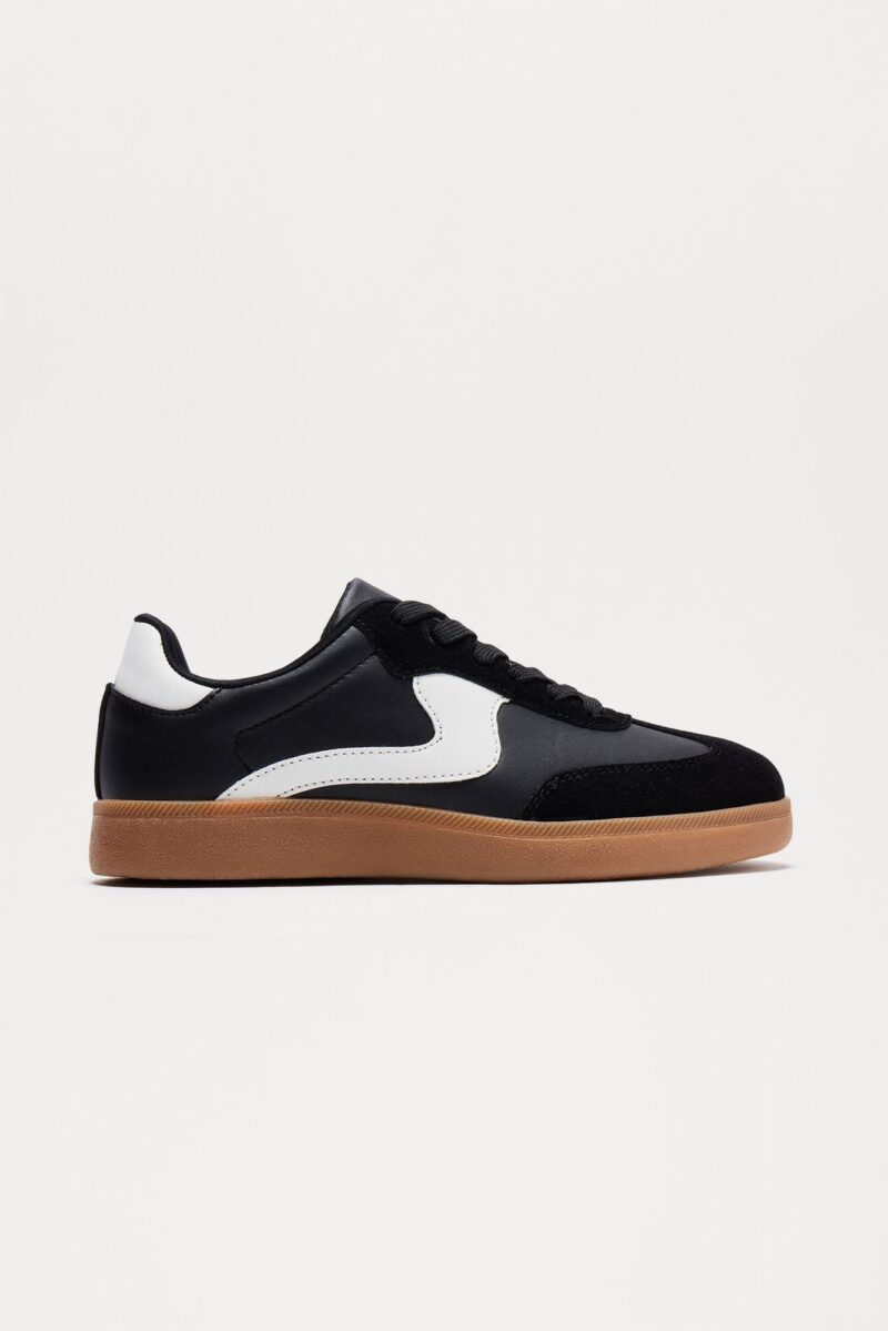 Zapatillas Deportivas Bajas con Cordones en Celeste - Image 5