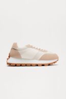 Zapatillas Bajas con Detalle de Cordones