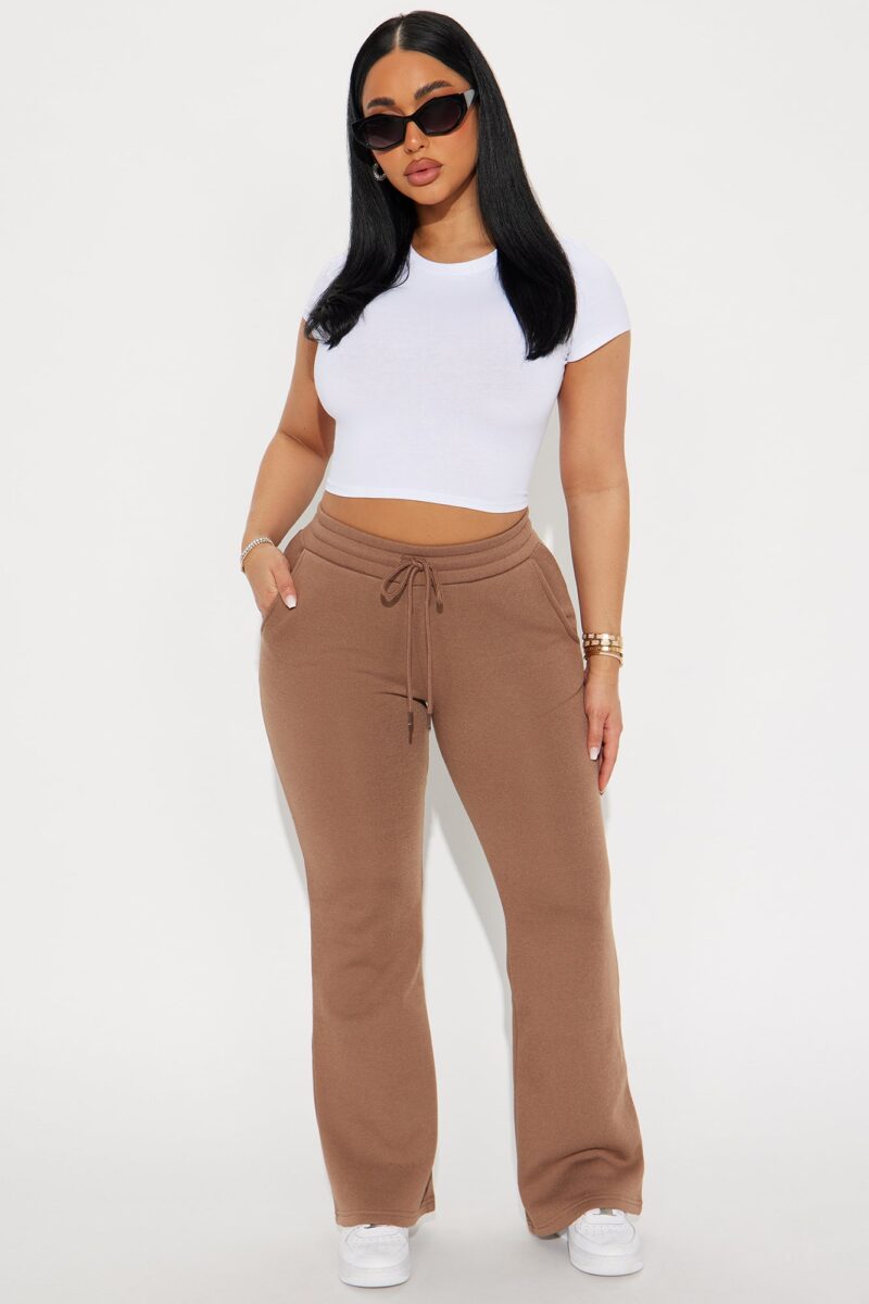 Pantalón Lounge Candice Petite de Pierna Acampanada - Image 4