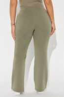 Pantalón Lounge Petite Campana con Cintura Elástica