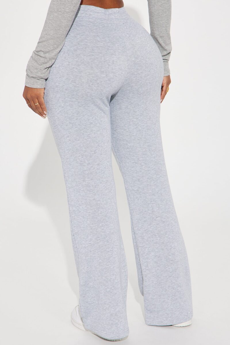 Pantalón Lounge Petite Campana con Cintura Elástica - Image 6