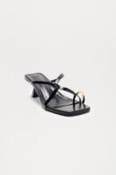 Sandalias de Tacón Gatito en Negro