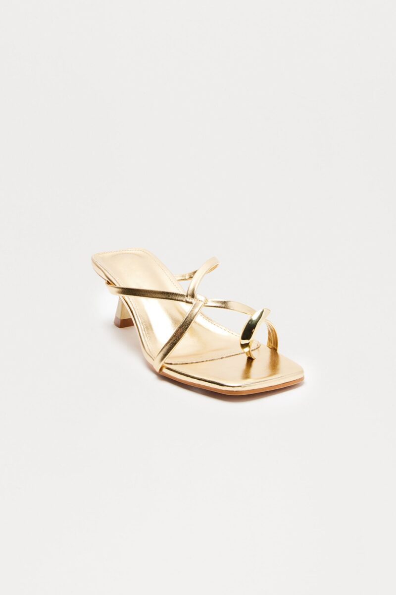 Sandalias de Tacón Gatito en Negro - Image 5