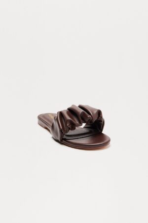 Sandalias Deslizables con Detalle de Volantes - Chocolate