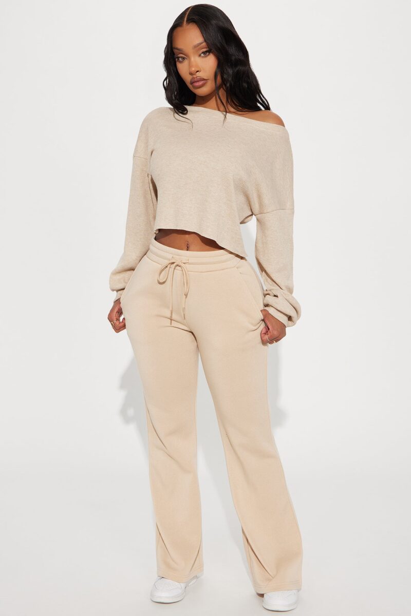 Pantalón Lounge Petite Campana con Cintura Elástica - Image 13
