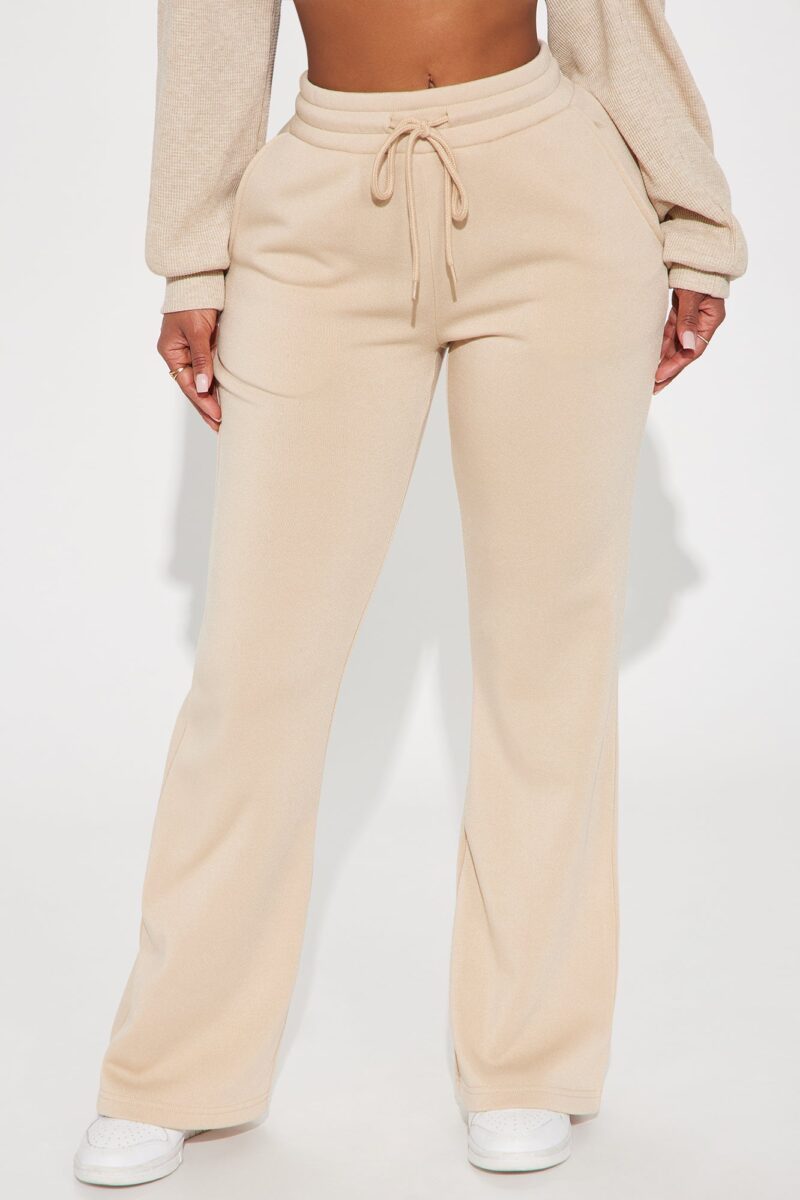 Pantalón Lounge Petite Campana con Cintura Elástica - Image 14