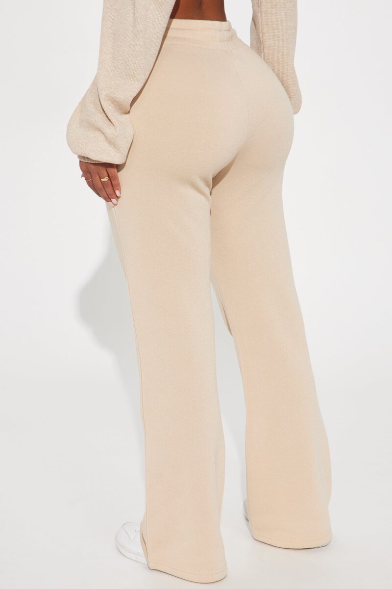 Pantalón Lounge Petite Campana con Cintura Elástica - Image 15