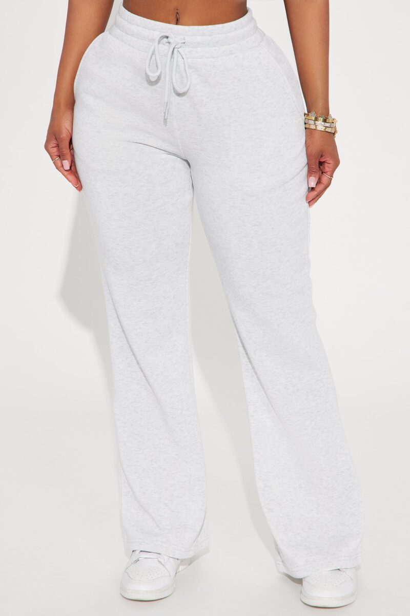 Pantalón Lounge Petite Campana con Cintura Elástica - Image 8