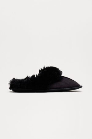 Pantuflas de Pelo Sintético con Punta Cerrada