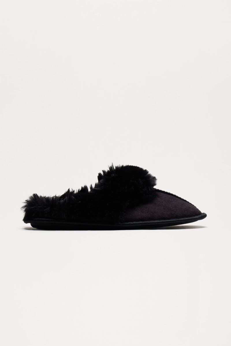 Pantuflas de Pelo Sintético con Punta Cerrada