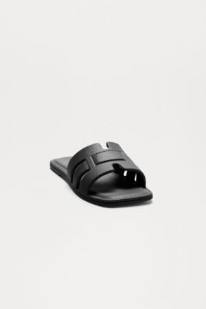 Sandalias Planas de Diseño Cuadrado en Negro