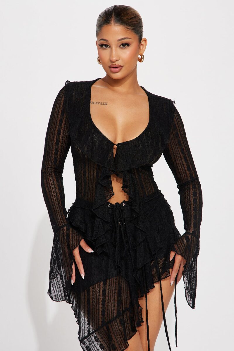 Conjunto de Falda y Top con Encaje y Manga Campana - Image 2