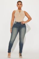 Jeans Ajustados Desgastados con Tiro Alto Vintage